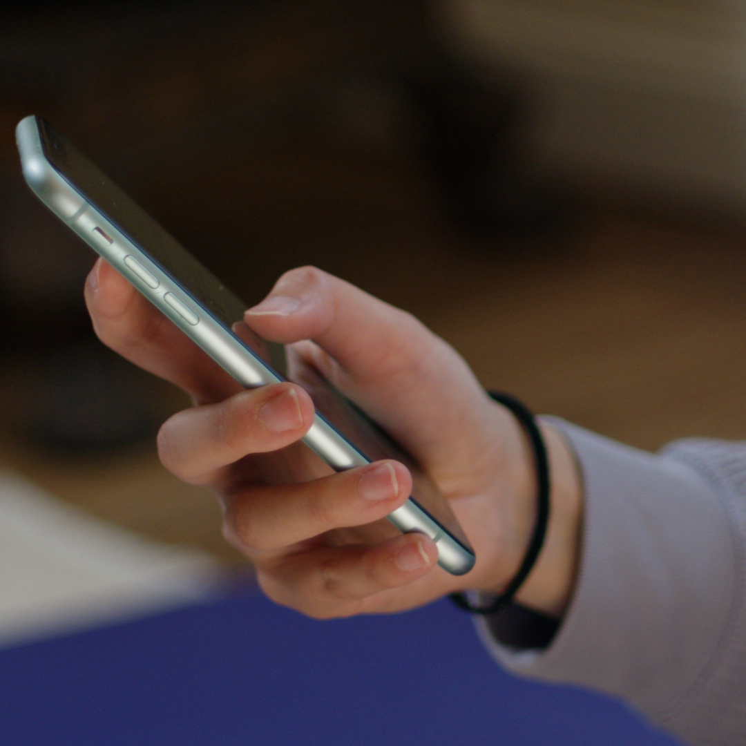 Using Siri to control your speaker